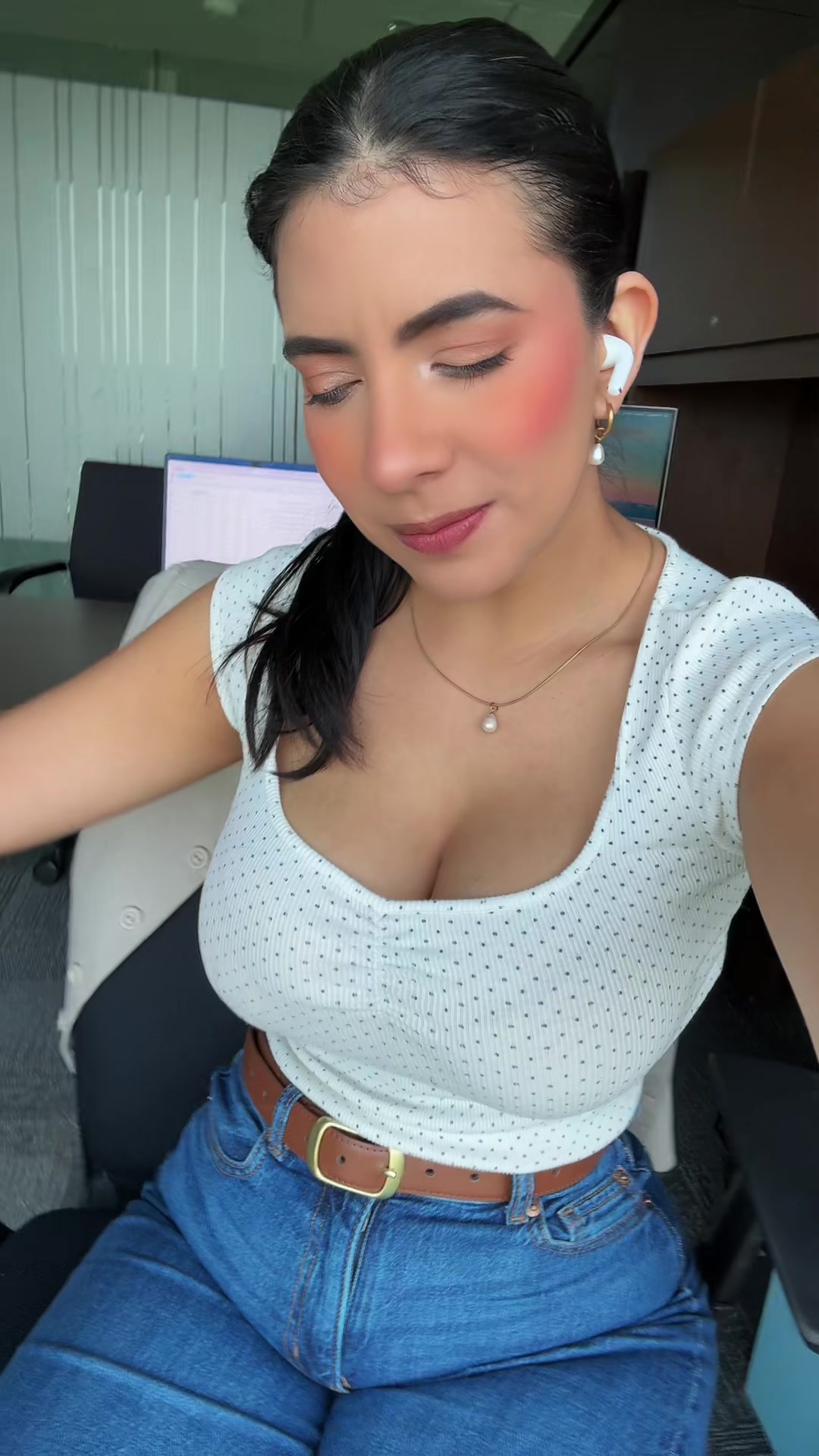 @Eluzmar Alviarez