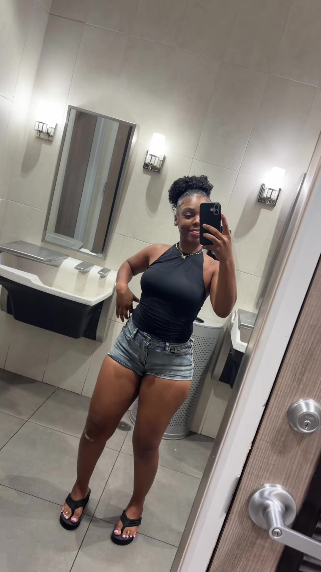 @Caziyah 😚🖤