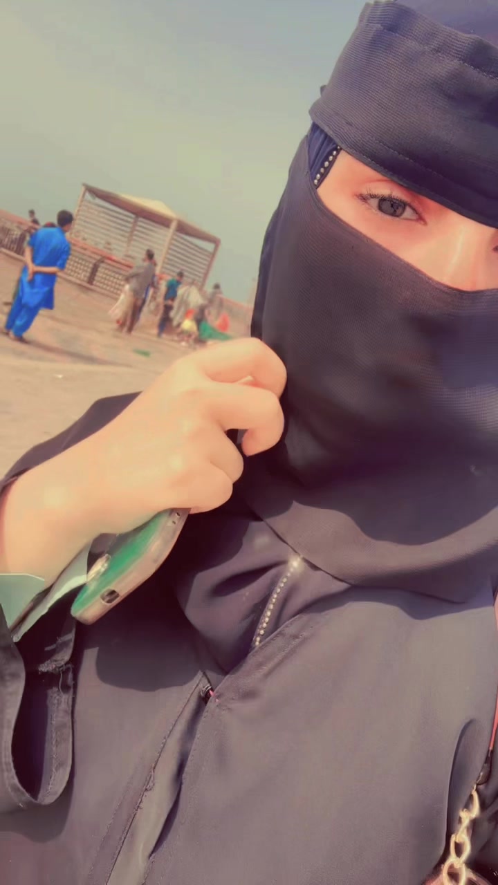 @❣️عائشہ❣️