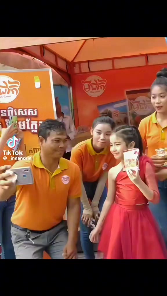 @🇨🇳🇰🇭