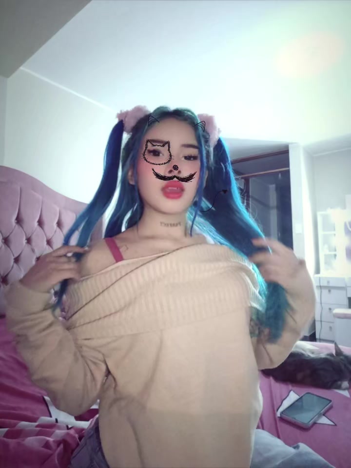 @🐬🐬