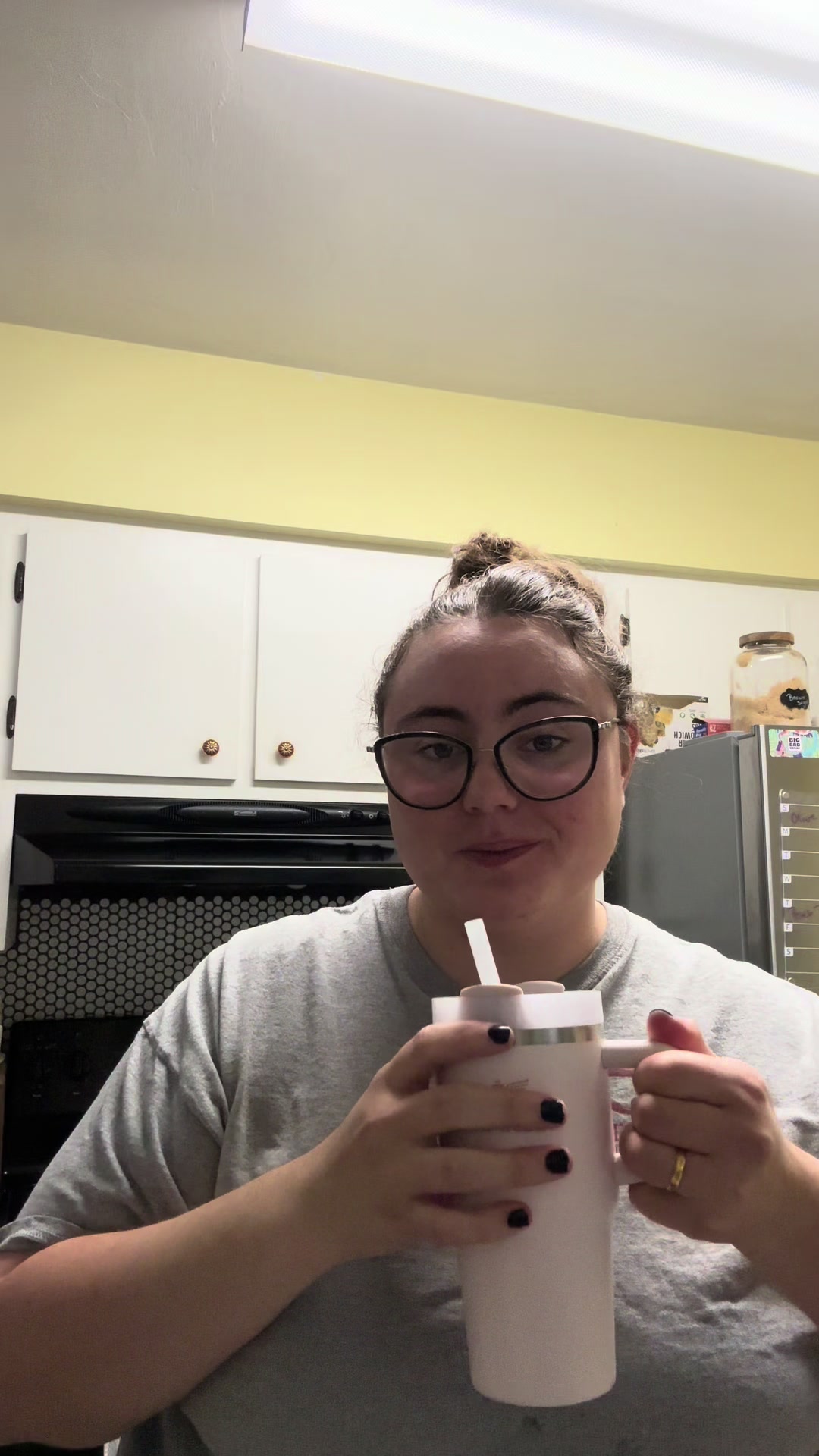 @ash | plus size & cozy vibes ✨