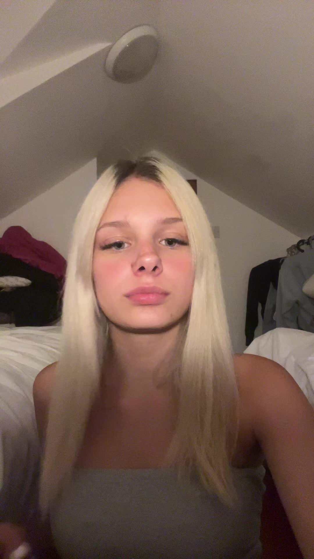 @Mariella✝️