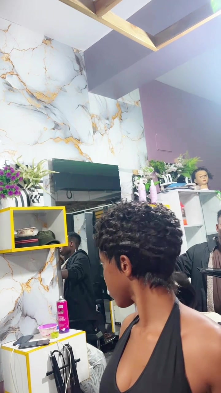 @Mr Xender hair style 🇷🇼