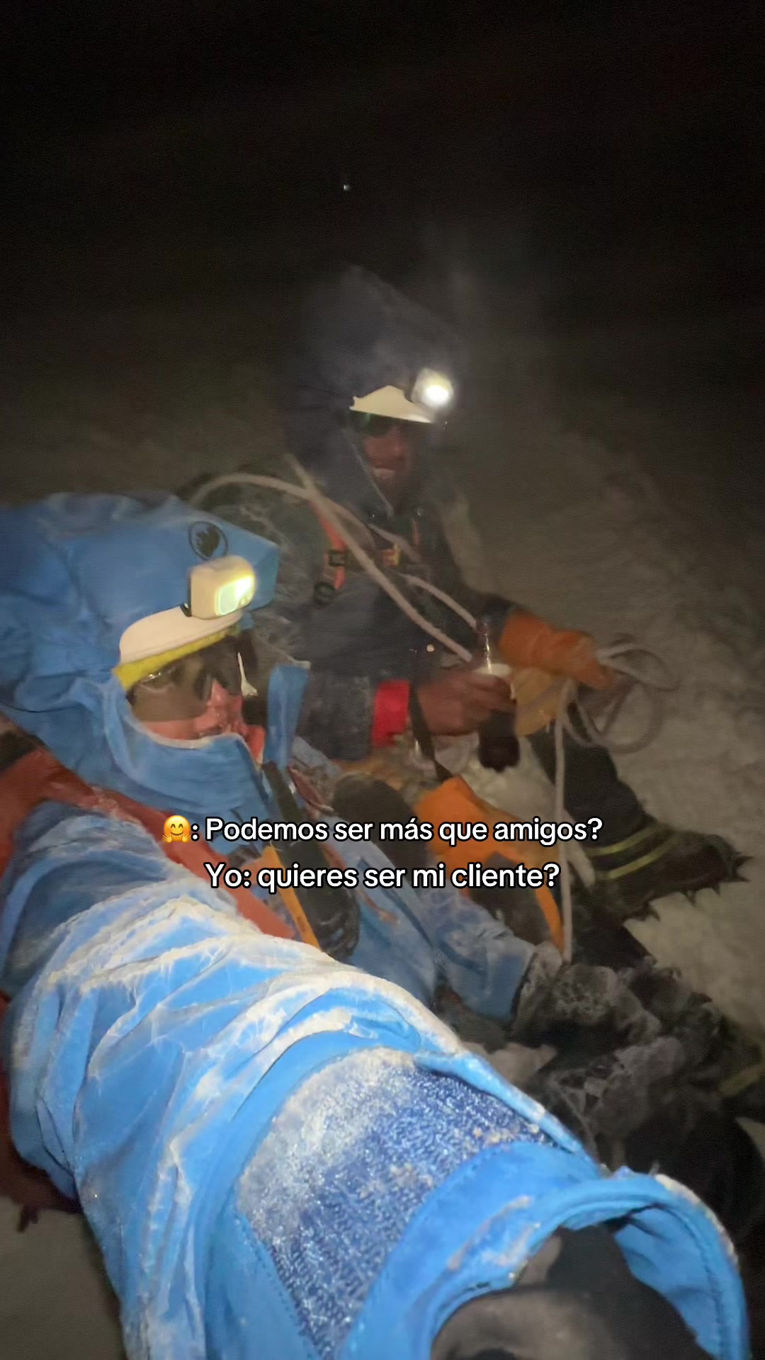 @ViajandoSolas.ec