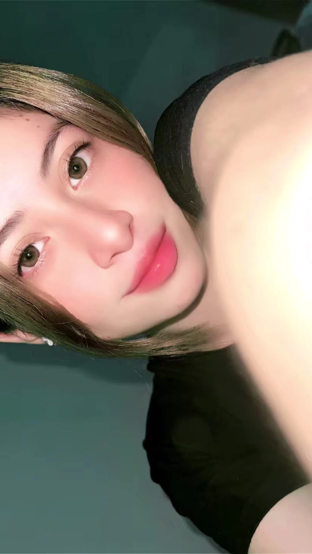 @🧔🏻&zwj;♀️🖤