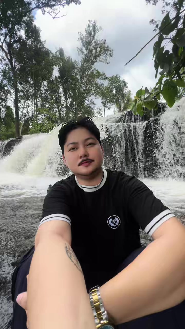 @fb:somneng sreng