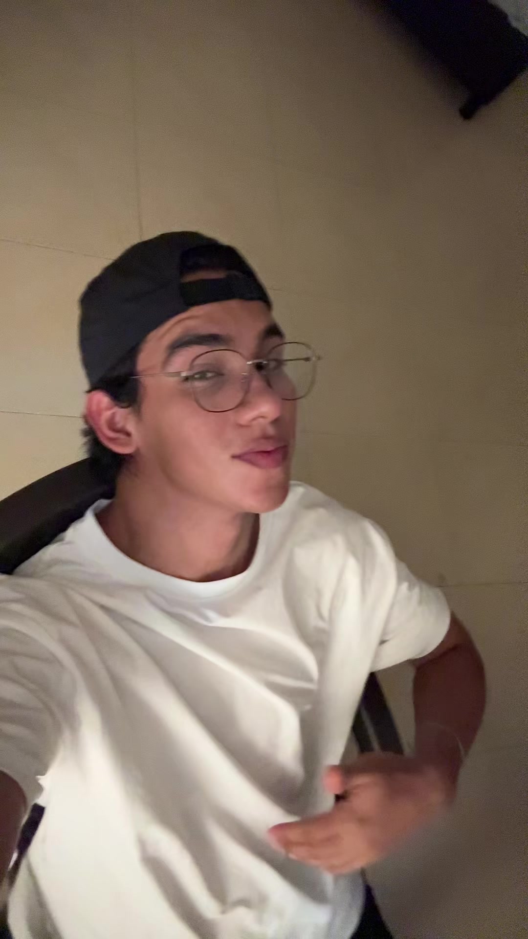 @Kevin González