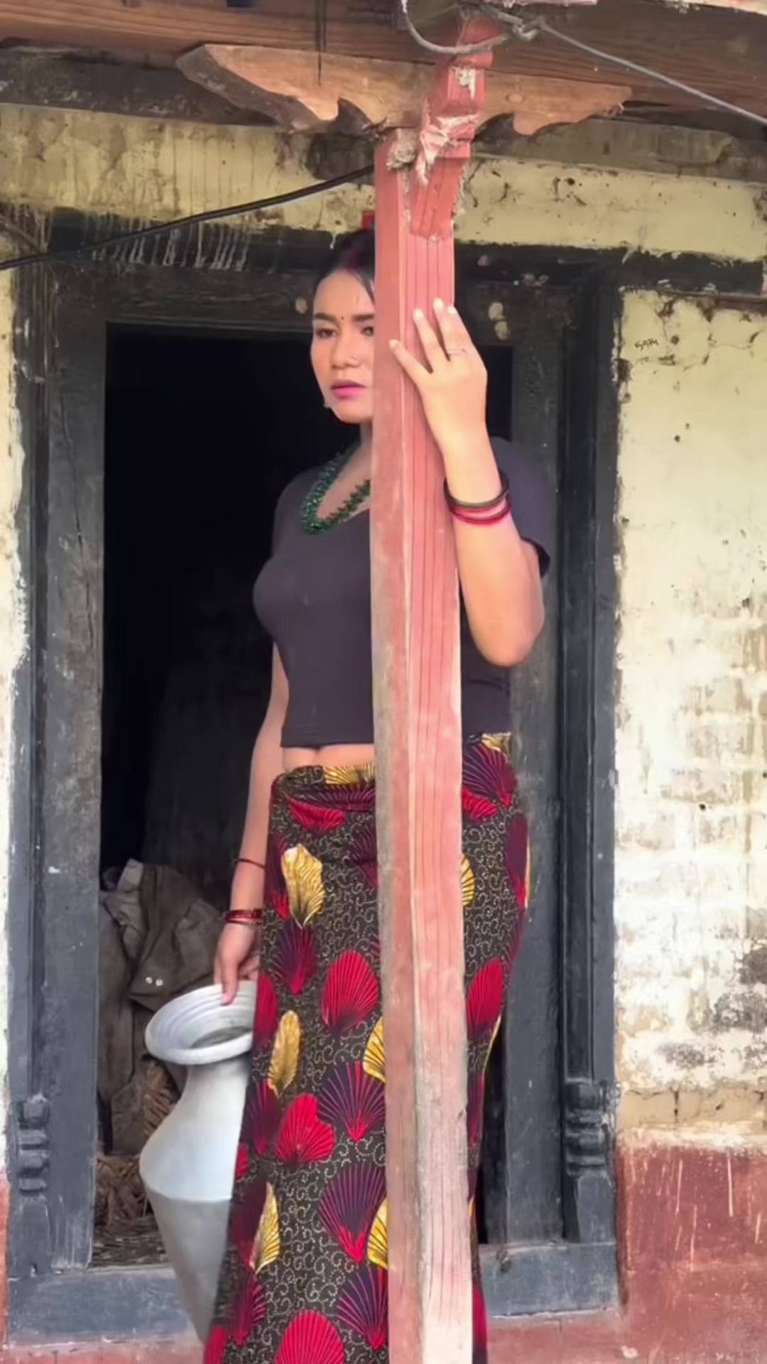 @असु