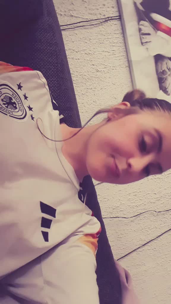 @Ashley_1875❤️