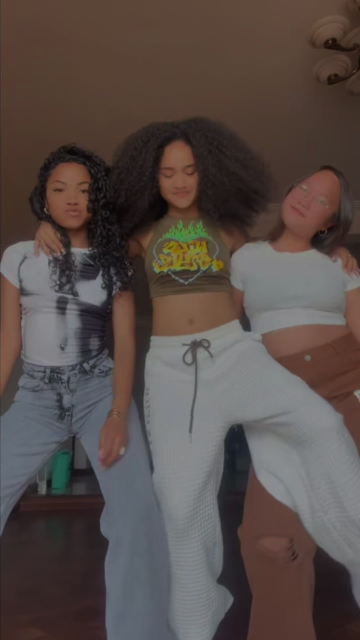 @Faniah&Taniah
