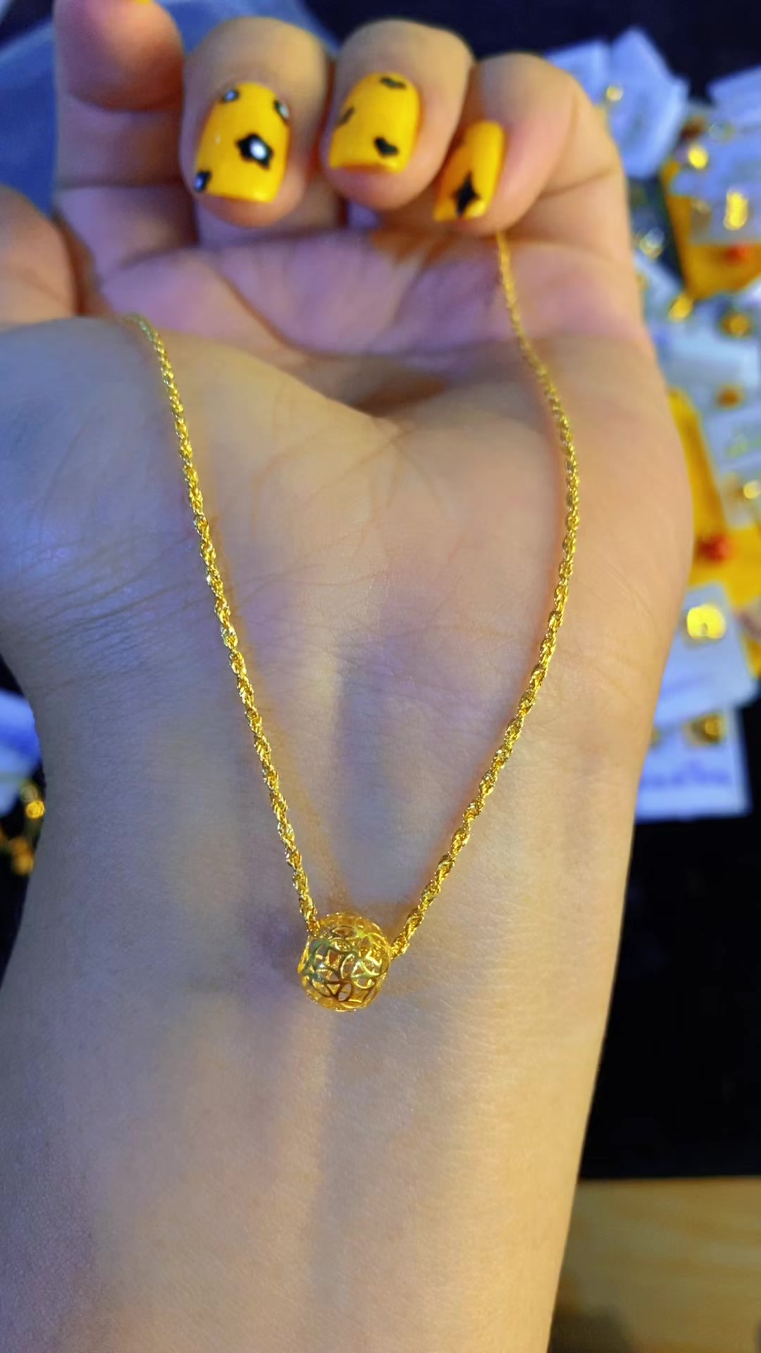 @ရွှေ&ensp;ရတနာ Gold&Jewellery