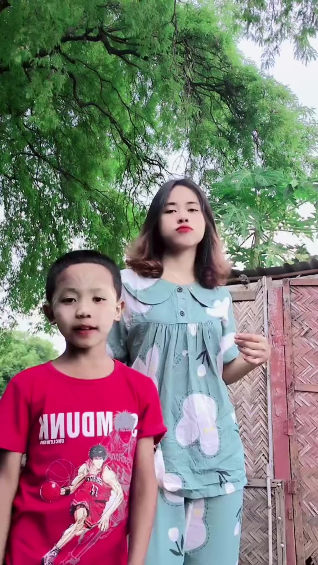 @ス🇲🇲🇯🇵(တောင်ပေါ်သူ)