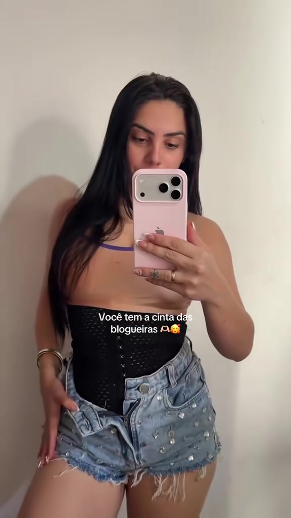 @j0yc___