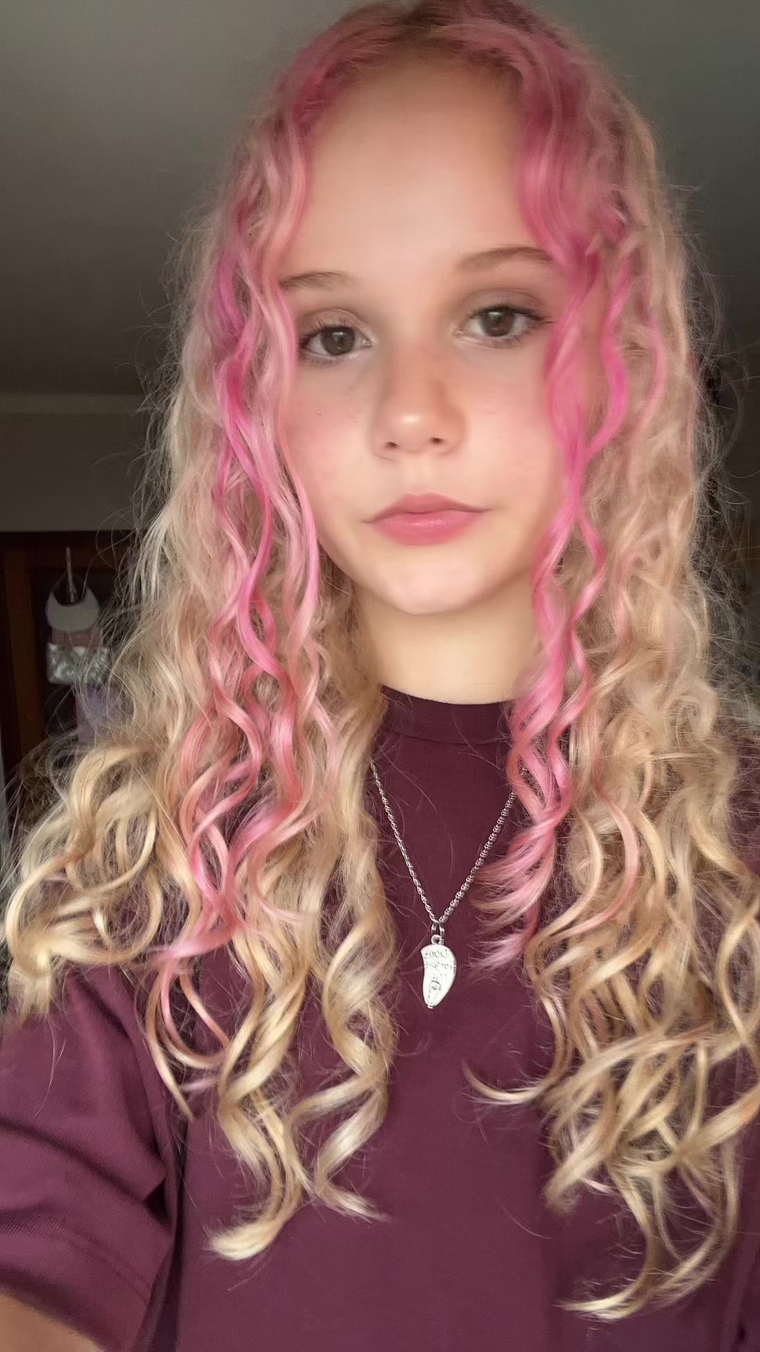 @✧.*mavrii ✧.*