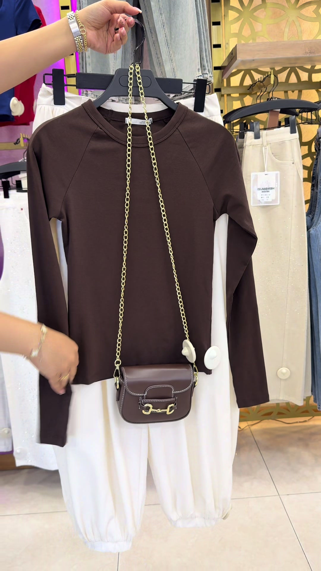 @🛍️MonikaShopping🛍️