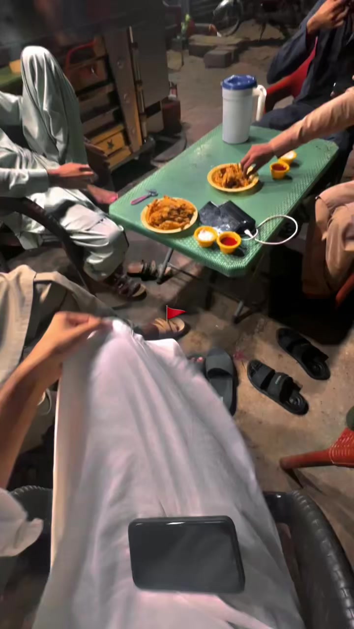 @ʟɪꜰᴇ_ᴏꜰ_ꜱʜᴀᴍɪɪ🥂🚩