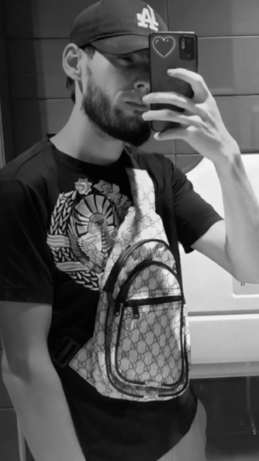 @akhi_makhmud