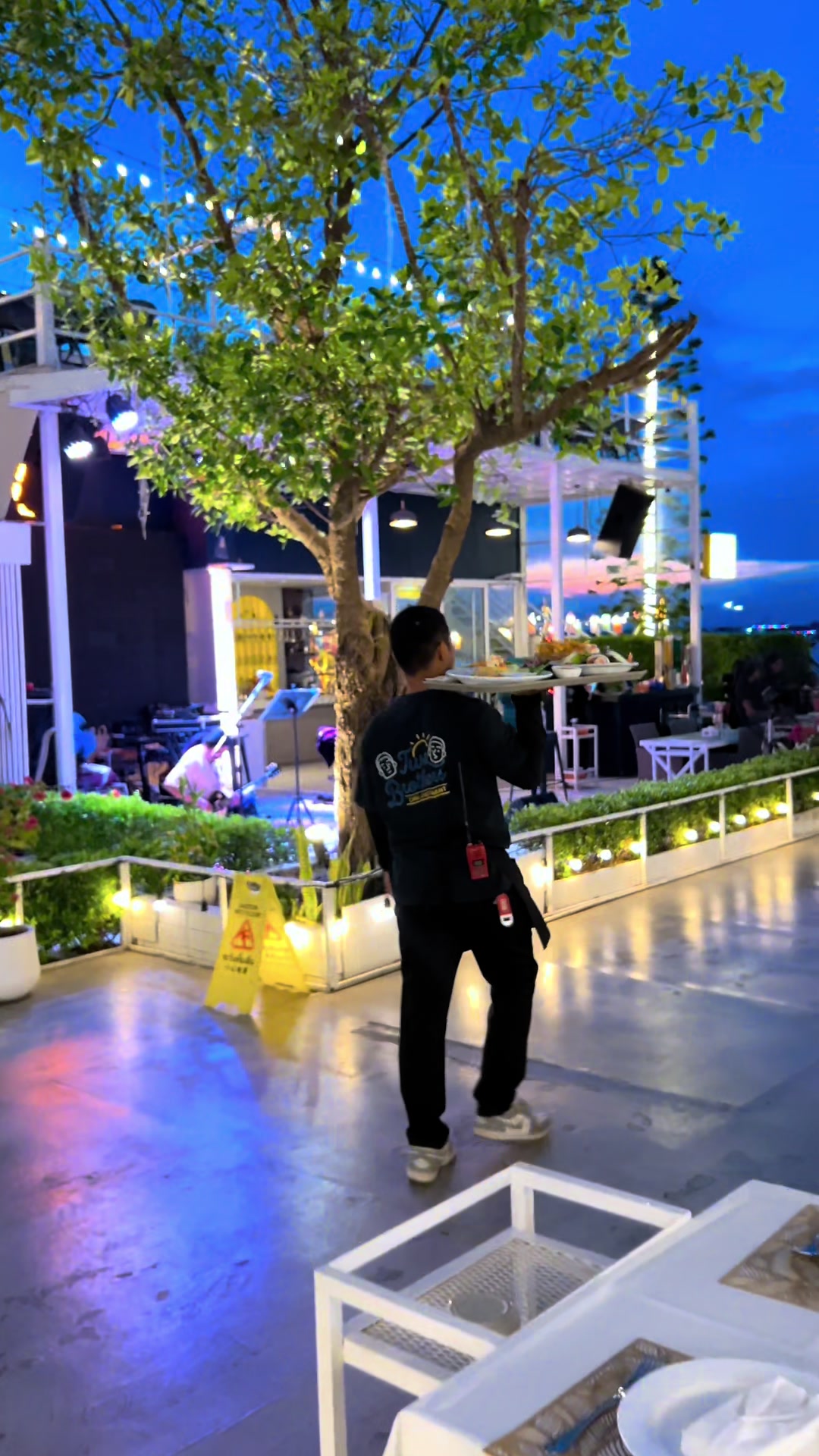 @ร้านอาหารชิลล์สองพี่น้อง