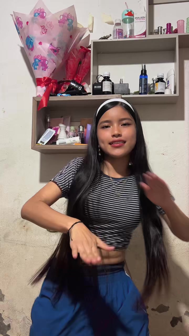 @Melanie🩵
