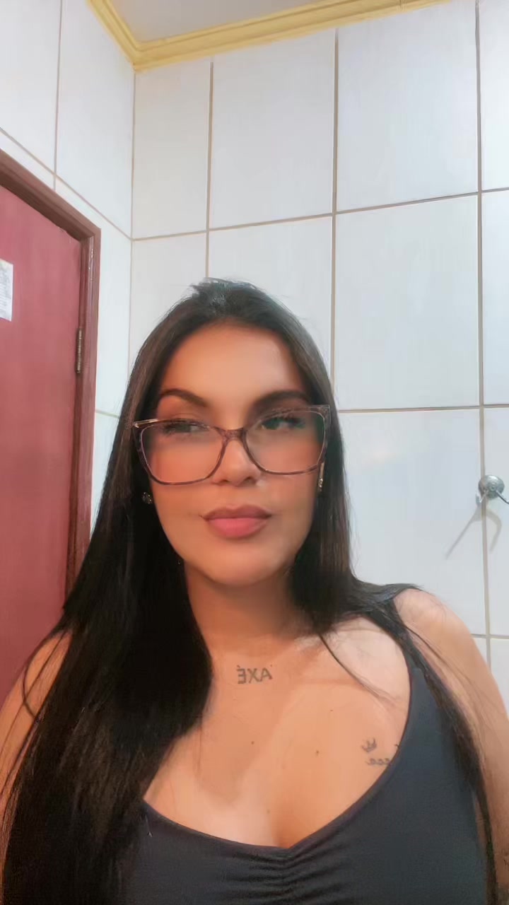 @T&acirc;mara Lucas