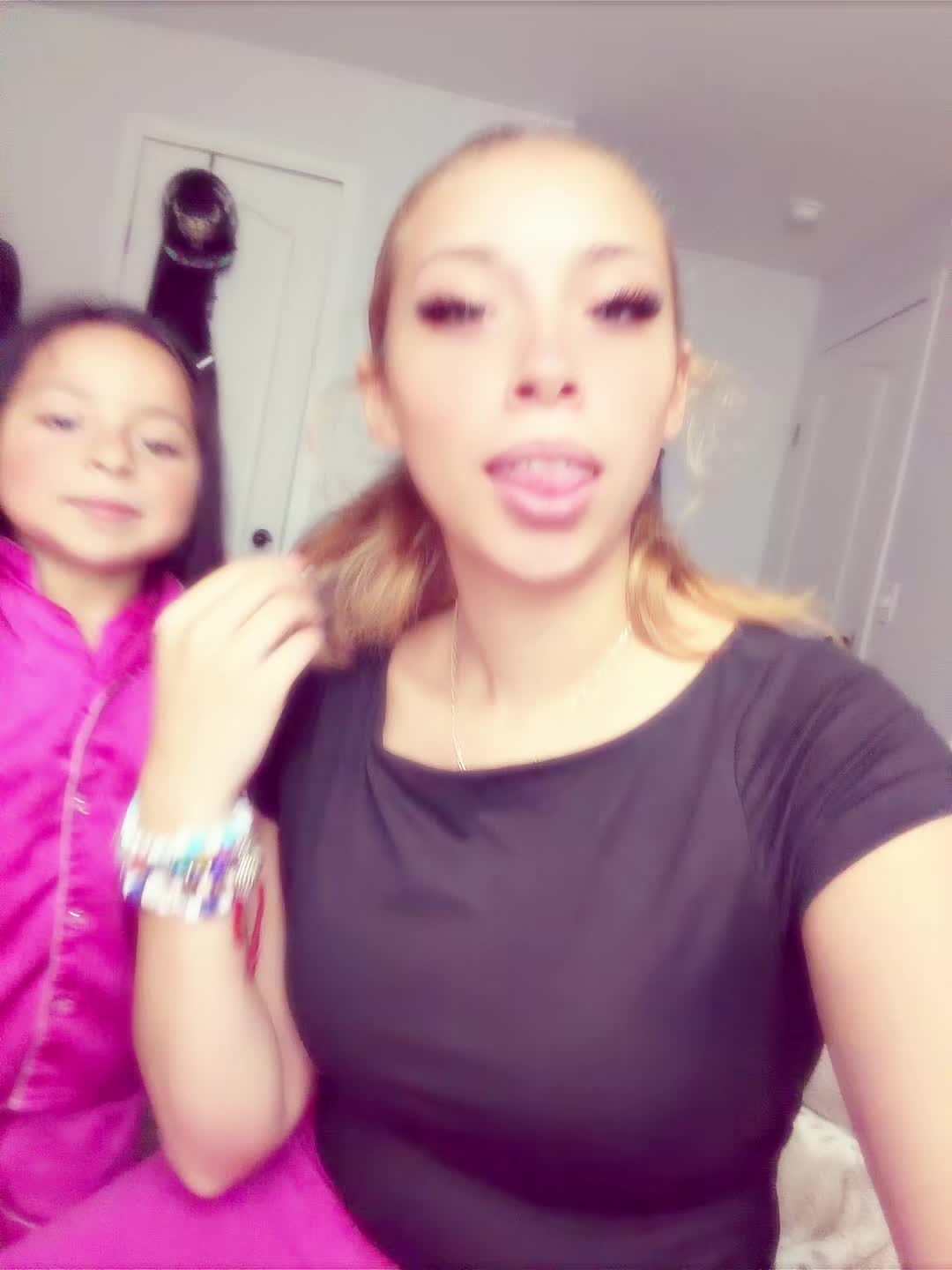 @Nikki😵💫🖤