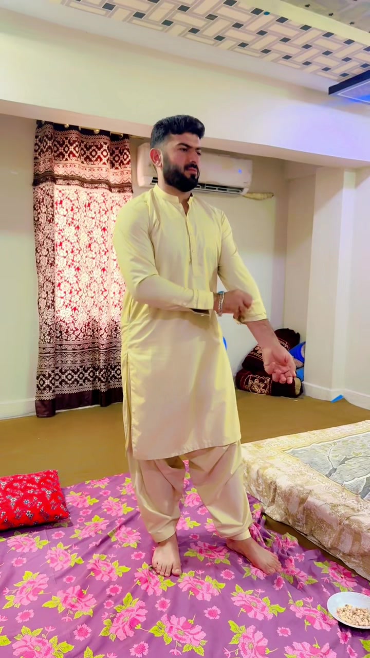 @Khalil Balochi