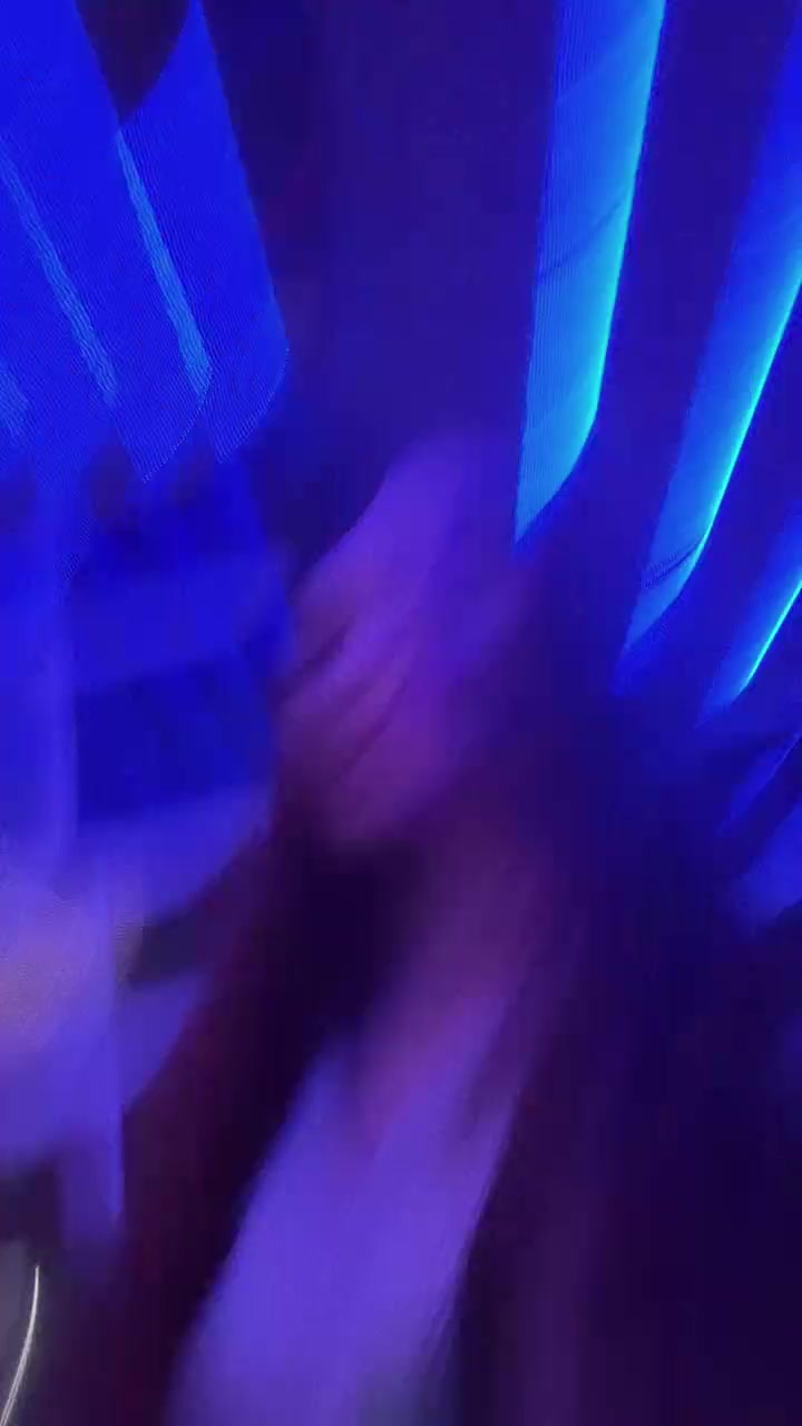 @FansLatin