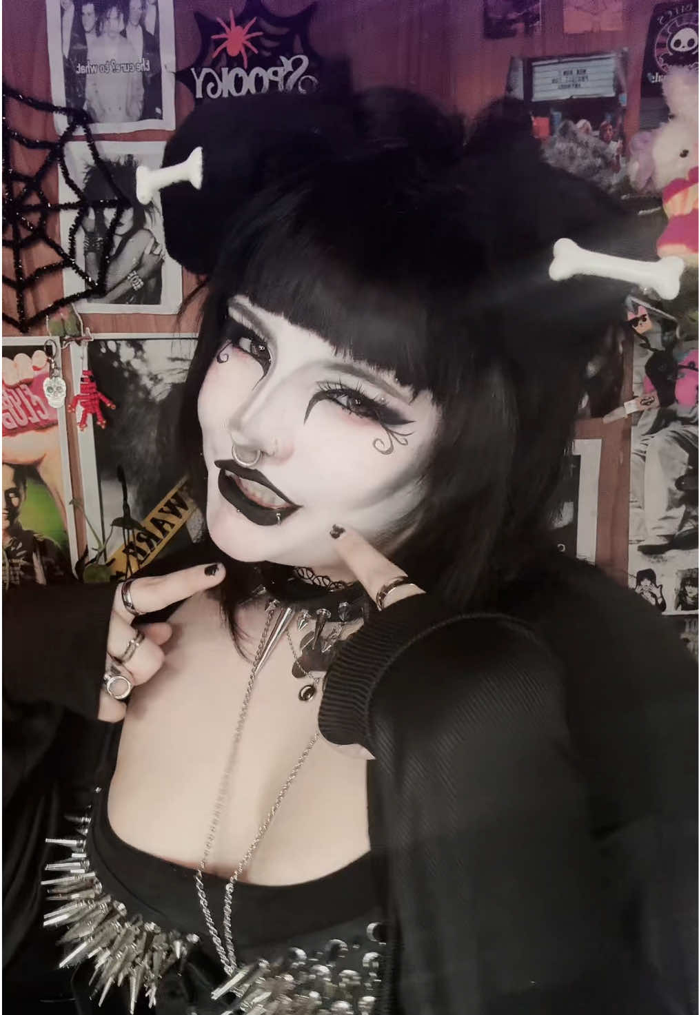 @𝐁𝐞𝐥𝐥𝐬 ;𝟑 🐾