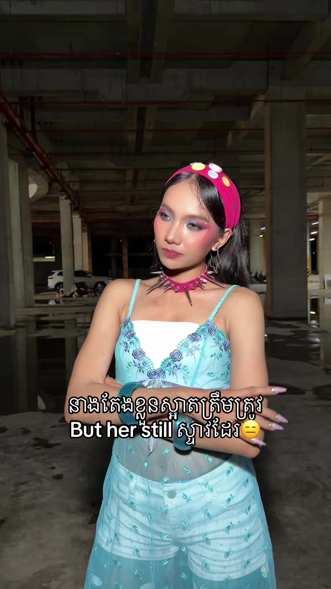 @Ella🦋