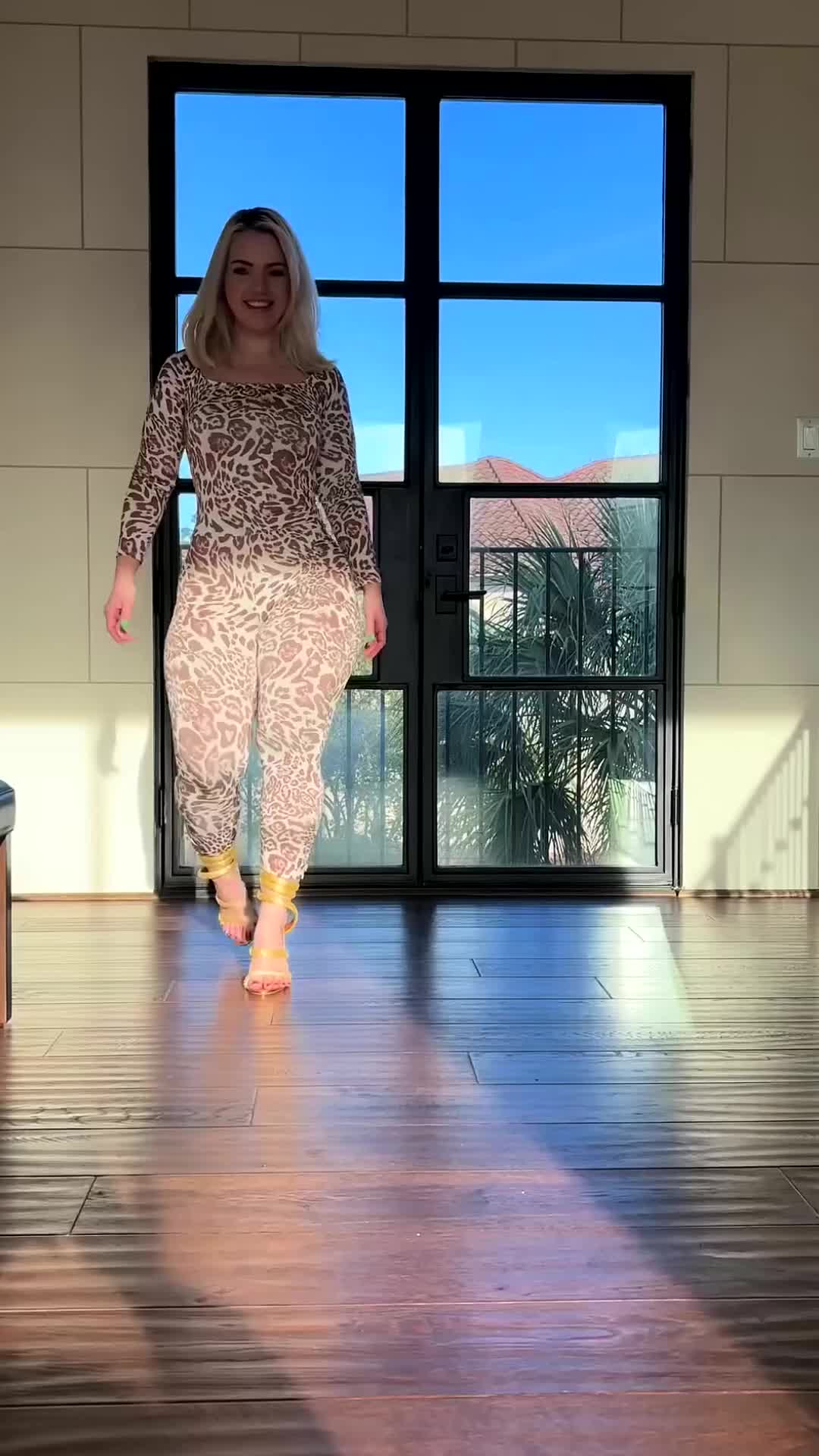 @zoeaadari9077258