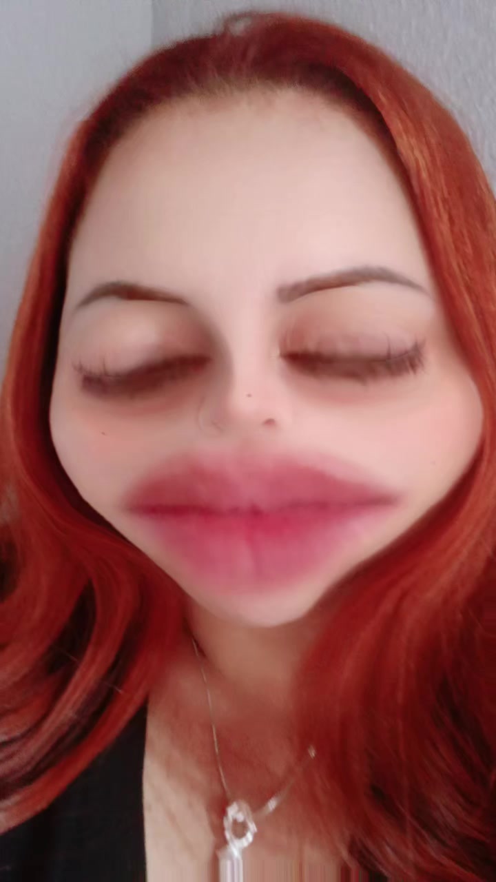 @Simone Helena
