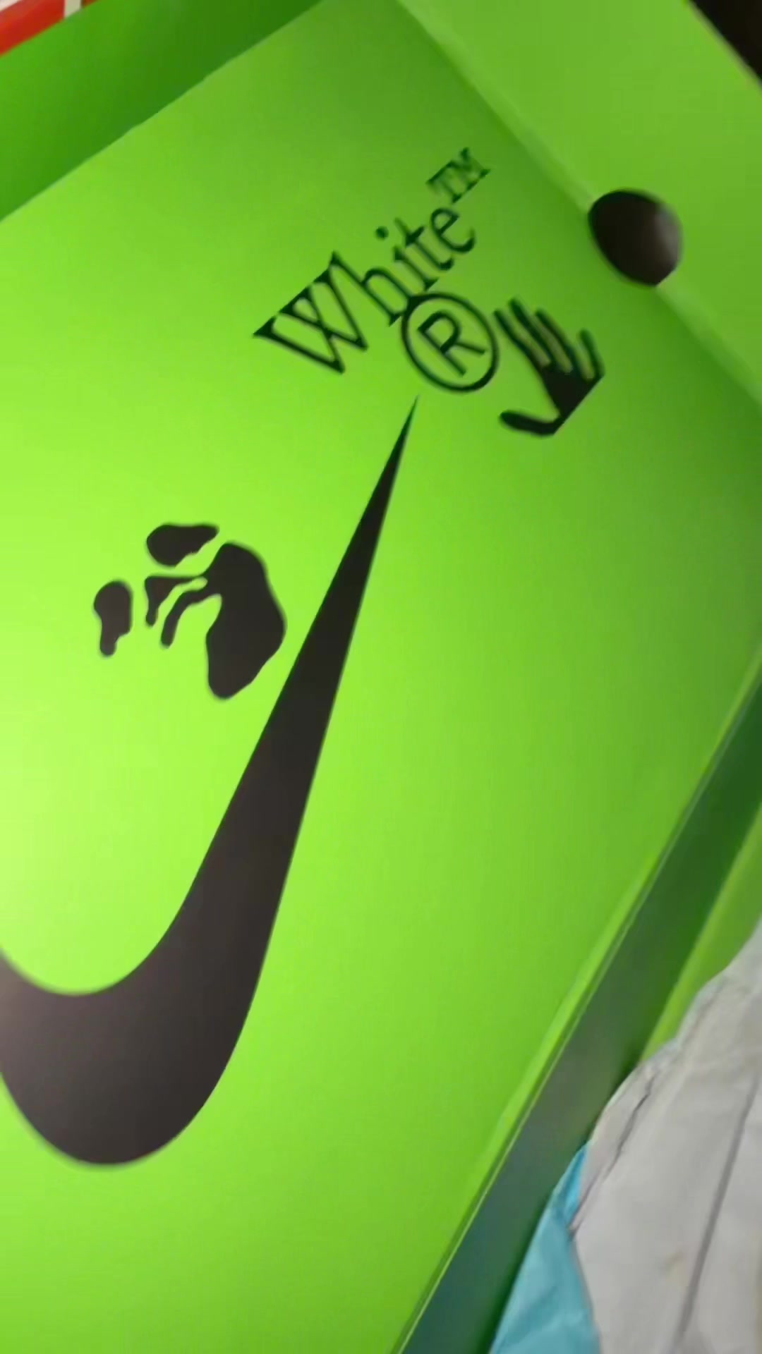 @diana🧟♀️