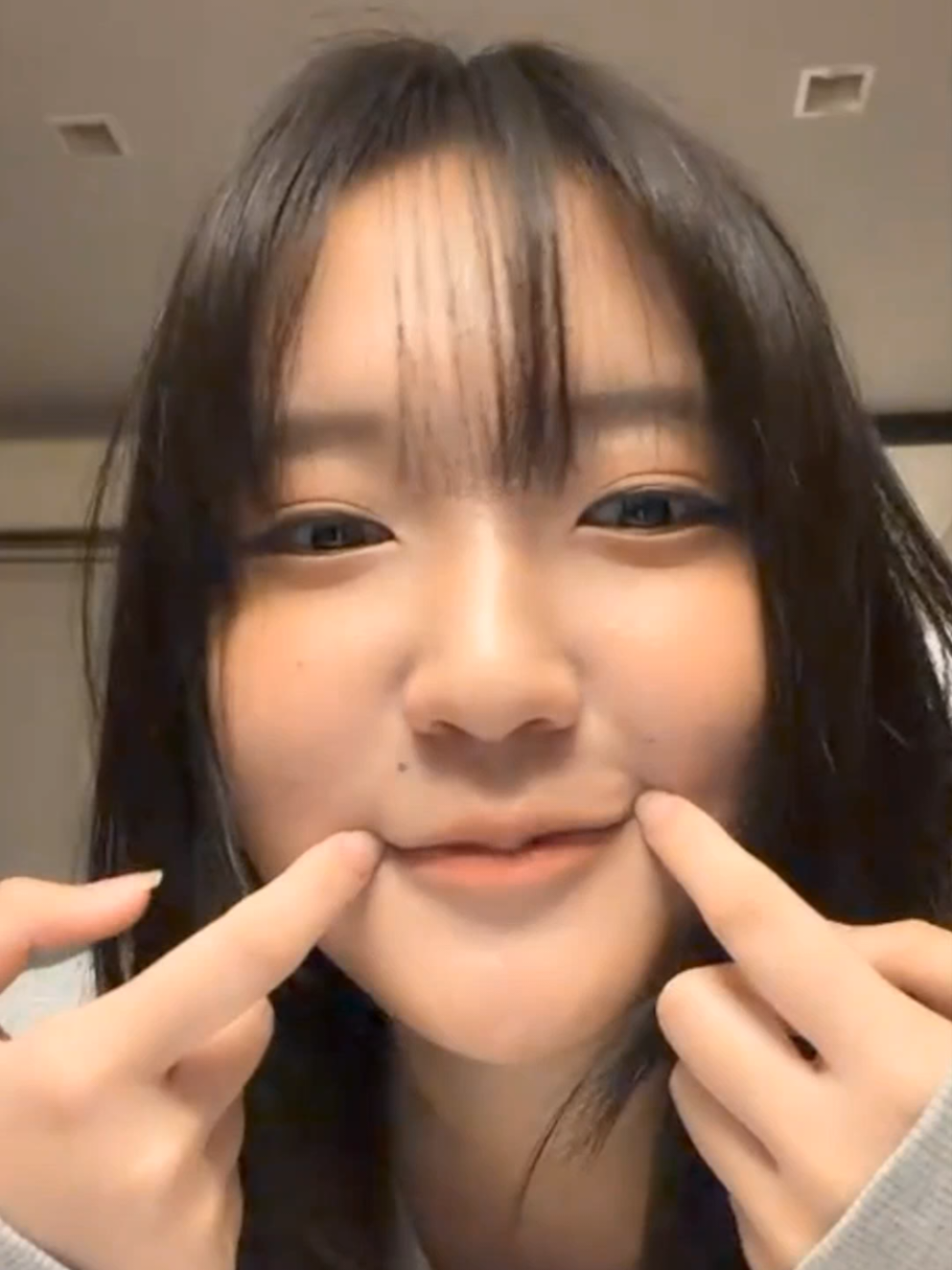 @T