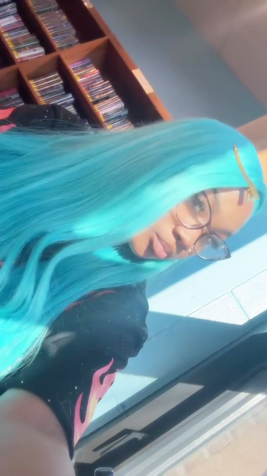 @Niyahh .