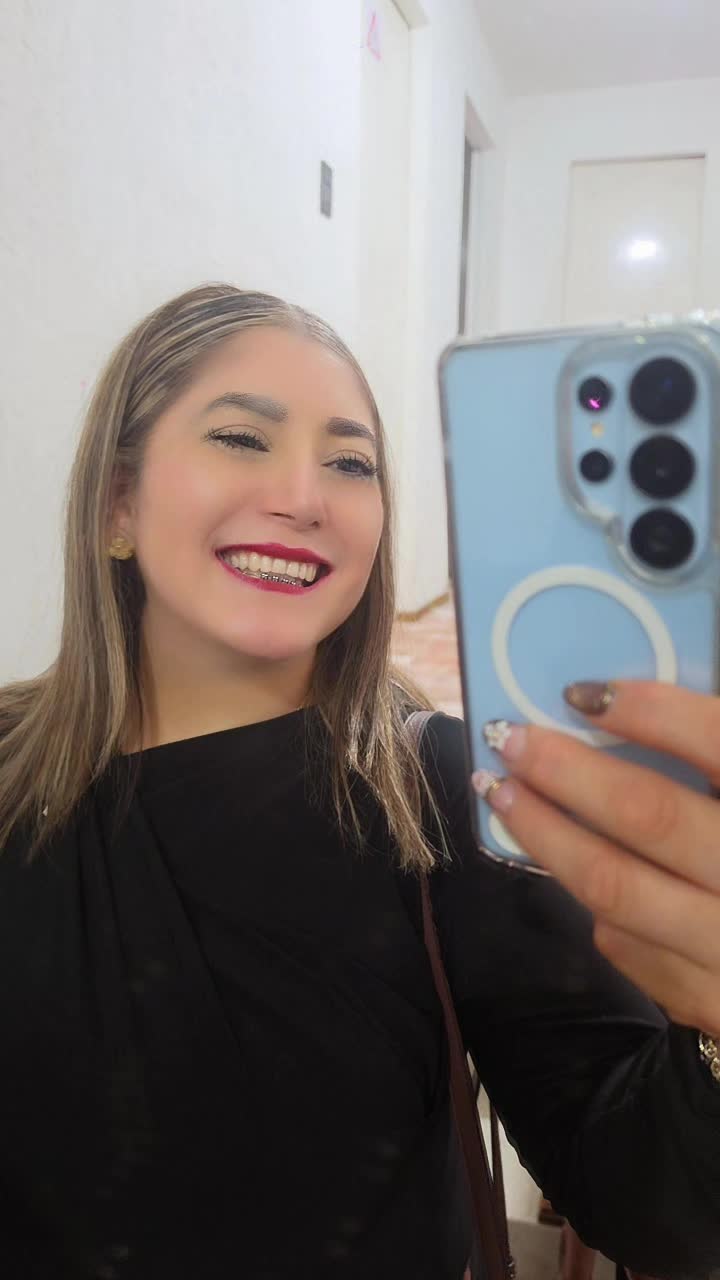 @LoReT• Te Sigue