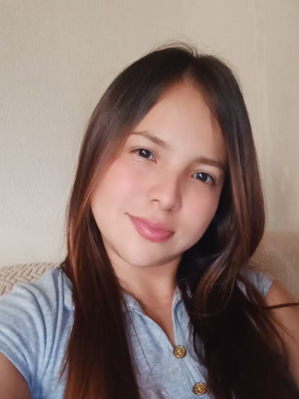 @Nelly te empez&oacute; a seguir 🌹