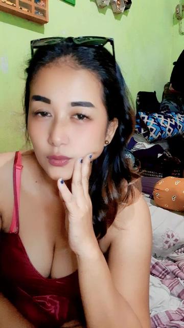 @dewi li xiu💦