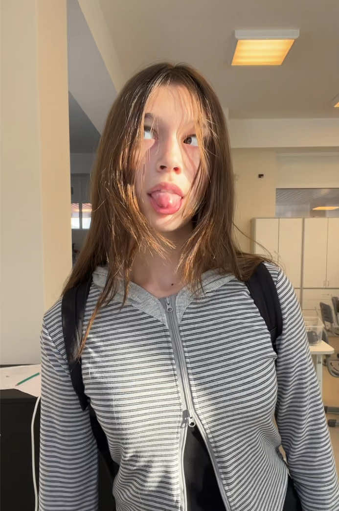 @mmm