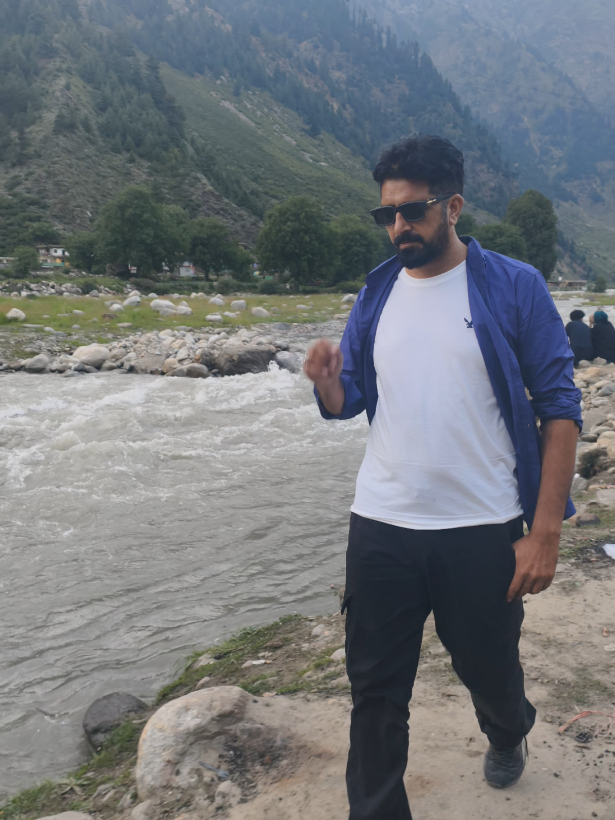 @Tariq Anjum G