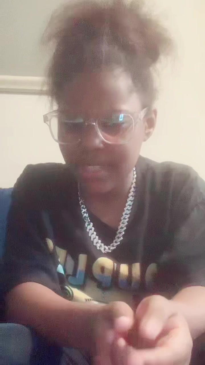 @pretty_t2100