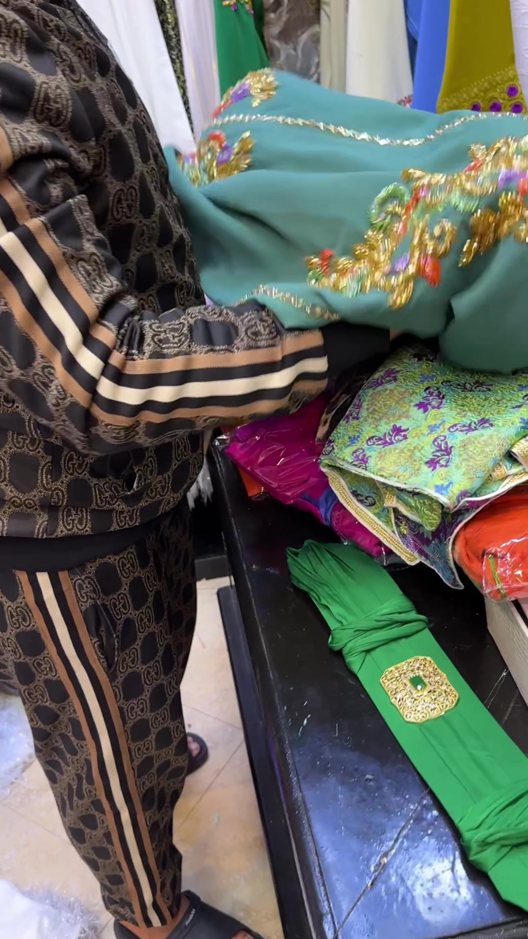 @Ghani kaftan