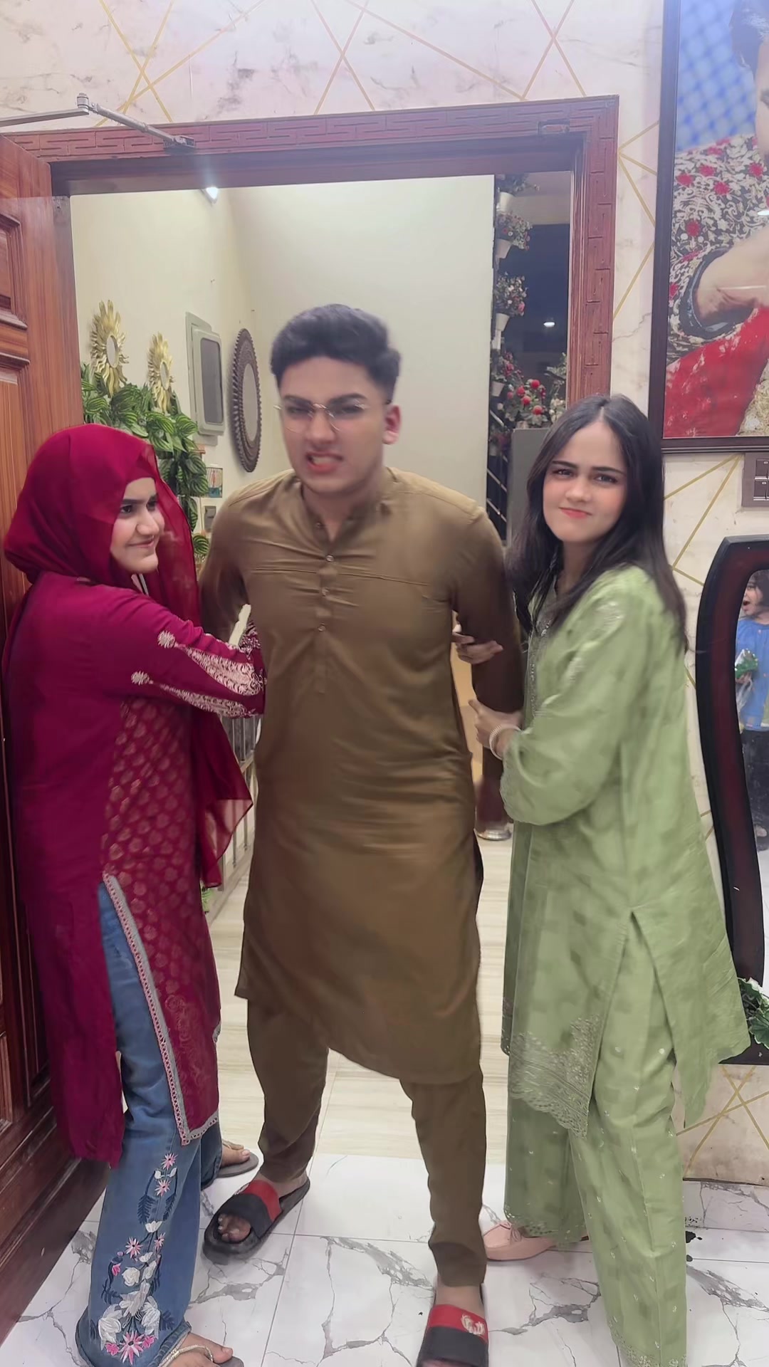 @cousinologyvlogs1