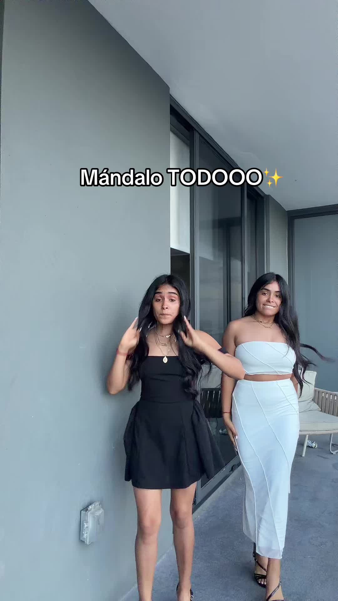 @Las gemelas Reyes