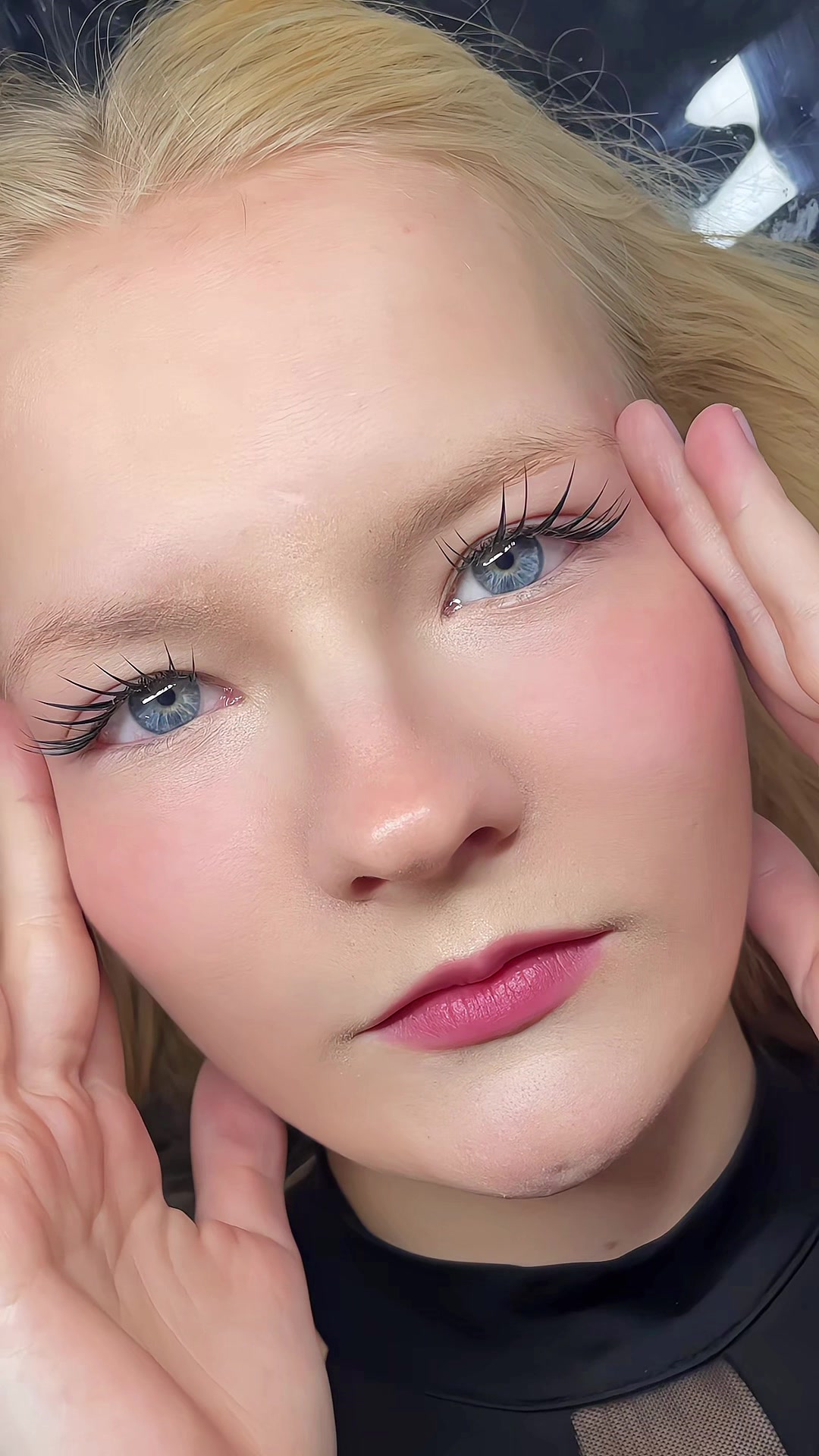 @yanallashes