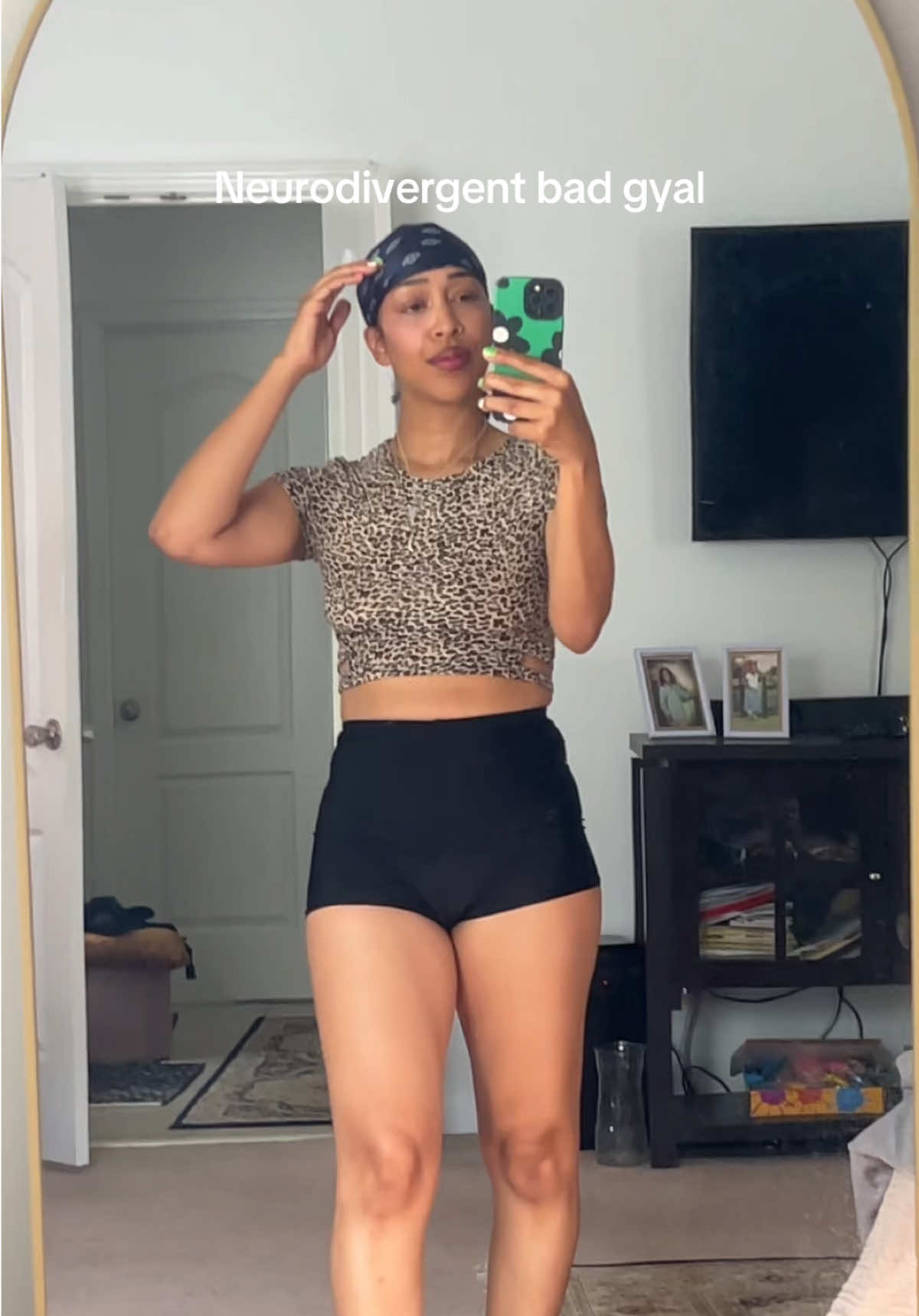 @Leslie Anne 💖 | Art Bae