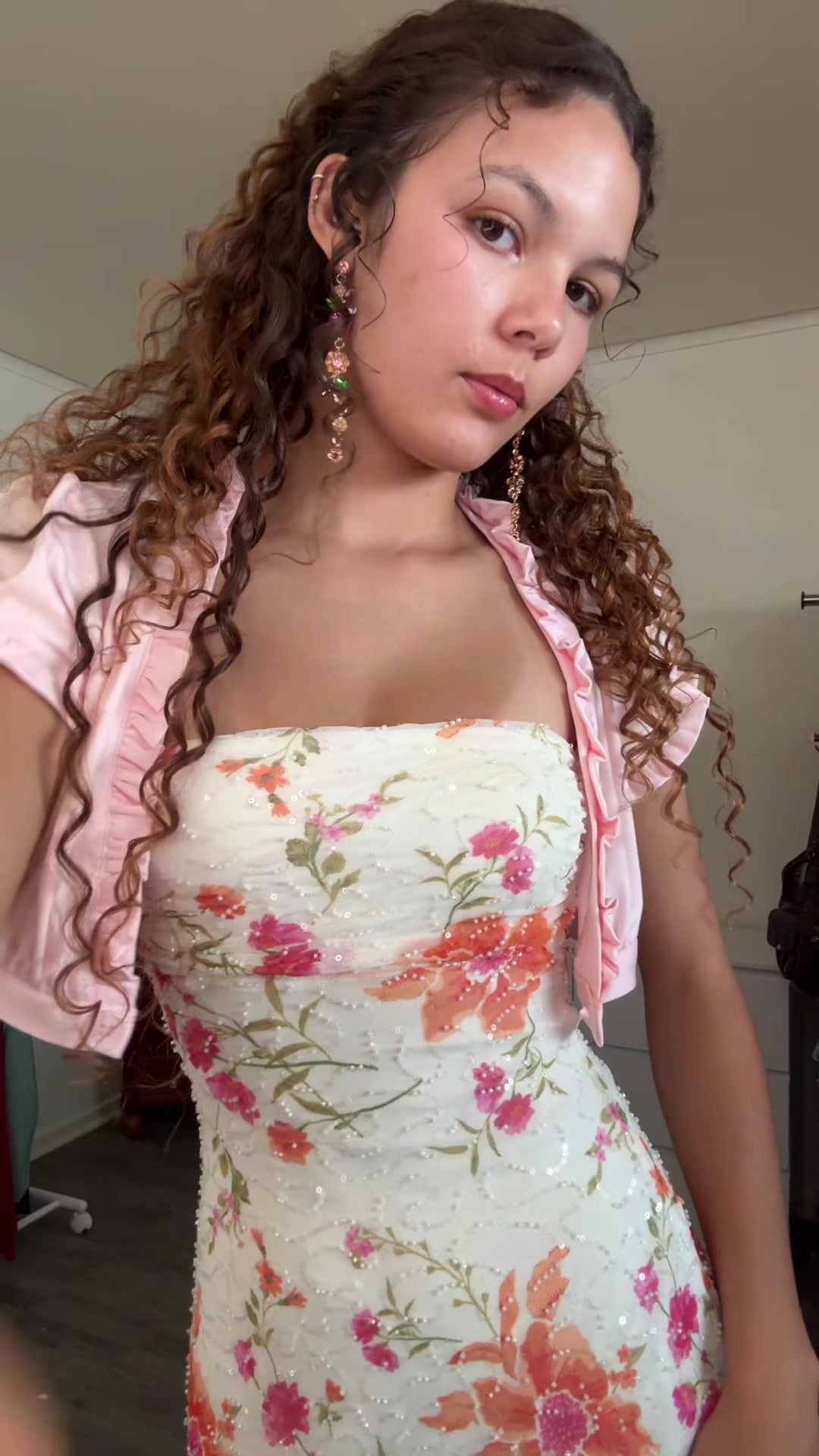 @✰