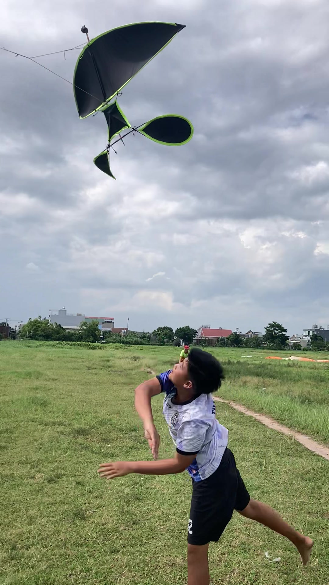 @Thả diều cùng Lợi