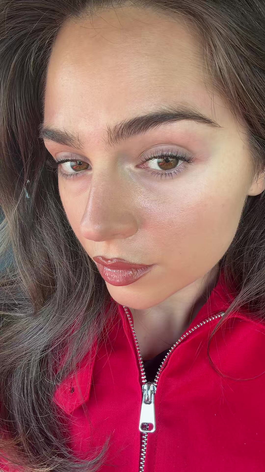 @Jesshartel1/DE