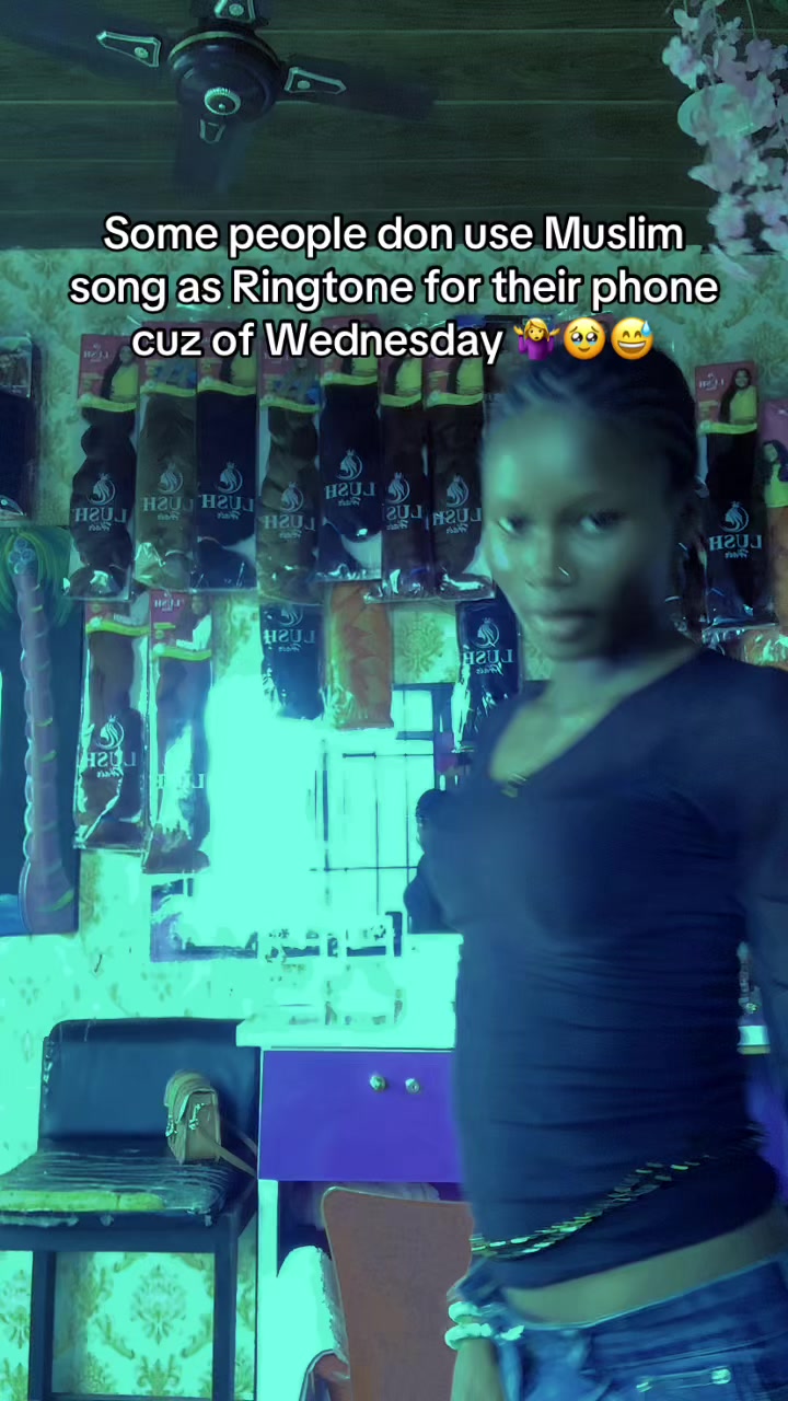 @(Qw&iuml;n-Omowunmi💔🖕🥺)
